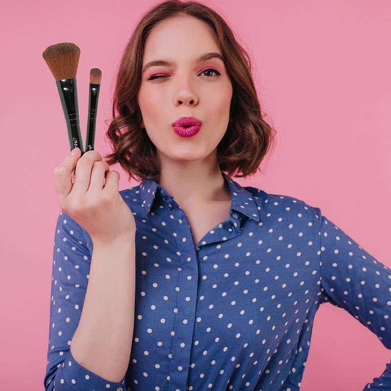 Set De Brochas Para Maquillaje Con Estuche - Salud y Belleza - Miniso en  Línea - Miniso